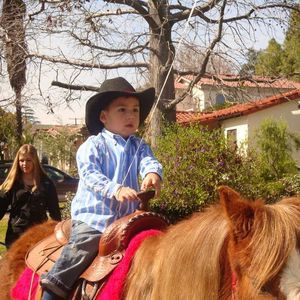 Meet your Posher, Carrol